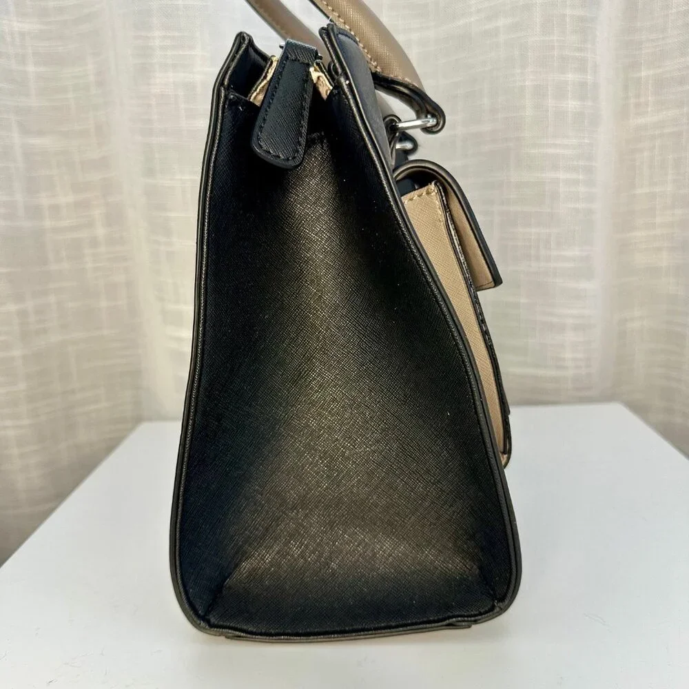 Guess black beige